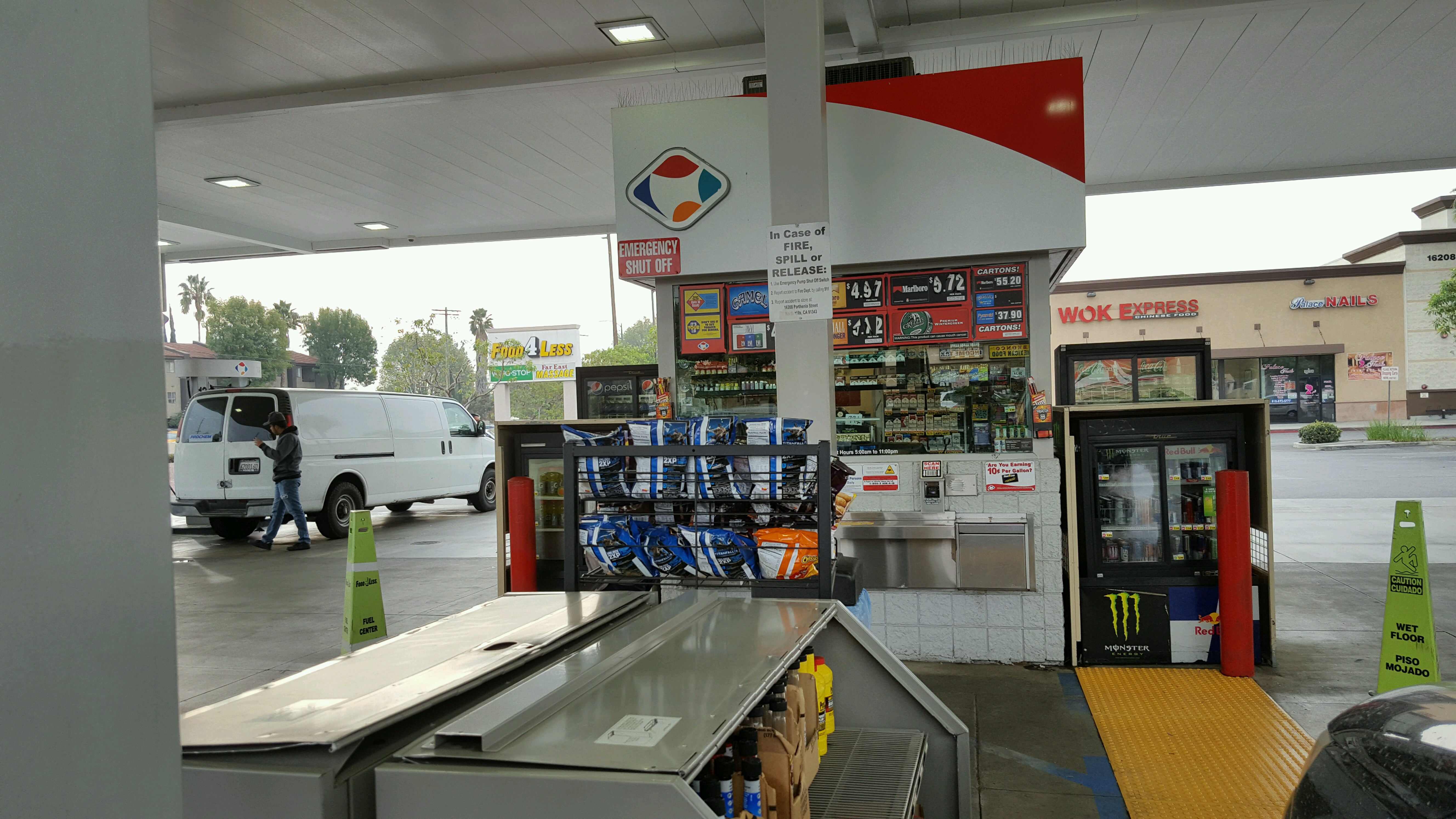 Food 4 Less Gas